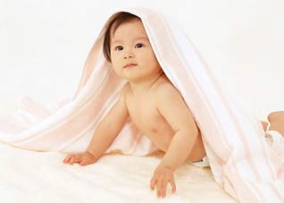 给宝宝添加辅食的3大喂养误区（宝宝为何要添加辅食）