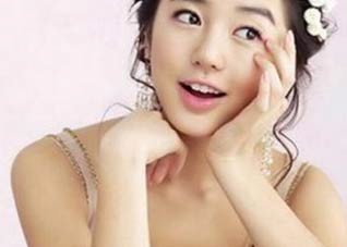 新年女性最省钱的卸妆方法（用什么卸妆最方便）