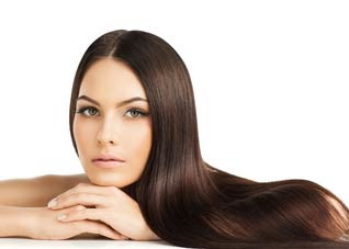 女性预防秀发干枯的技巧（如何防止头发干枯）