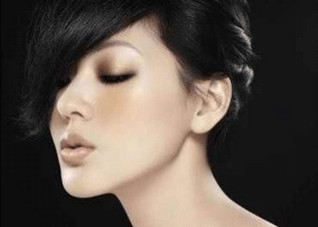 隆鼻后的保养（隆鼻后如何保养）