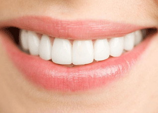 牙齿美白的好方法（牙齿美白最好的方法）