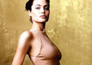 两技巧呵护你胸部（提升胸部的方法）