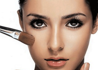 毛孔粗大应该这样去遮掩（告别毛孔粗大）