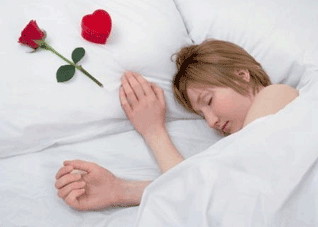 如何睡好美容觉才能更好保养护肤（睡眠好可以美容养颜吗）