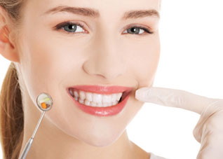 牙齿美白方法都有哪些种类（牙齿美白方法都有哪些种类图片）