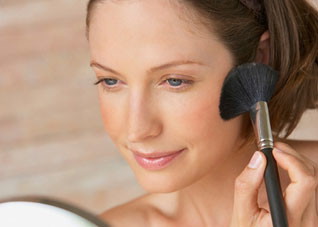 增加好感的妆容如何打造（增加好感的妆容如何打造出来）