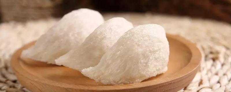 燕窝发黄是什么原因 燕窝发黄正常吗
