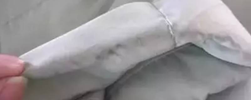 免洗羽绒服脏了洗不掉怎么办 免洗羽绒服脏了洗不掉怎么办呢