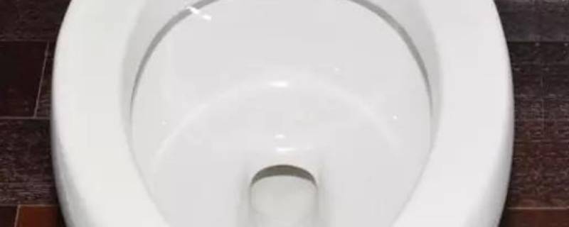 马桶堵了如何用马桶塞快速疏通（马桶堵了如何用马桶塞快速疏通）