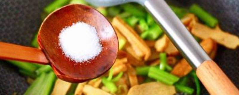 做菜咸了怎么解决 做咸菜太咸了怎么办