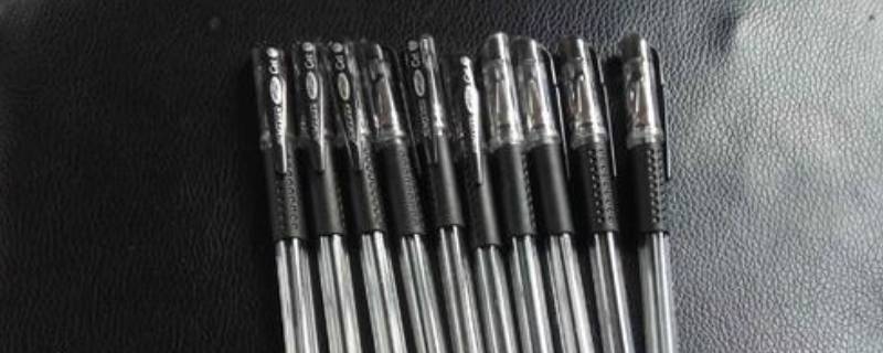 中性笔水黑色用啥洗掉（中性笔水黑色用啥洗掉好）