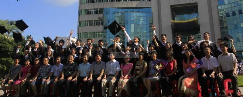 莘莘学子怎么读（芊芊学子怎么读）