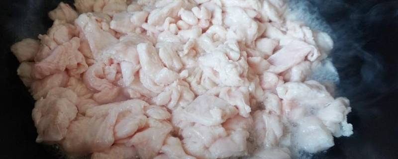 猪油熬糊了怎么去糊味 猪油熬的糊了是什么样的