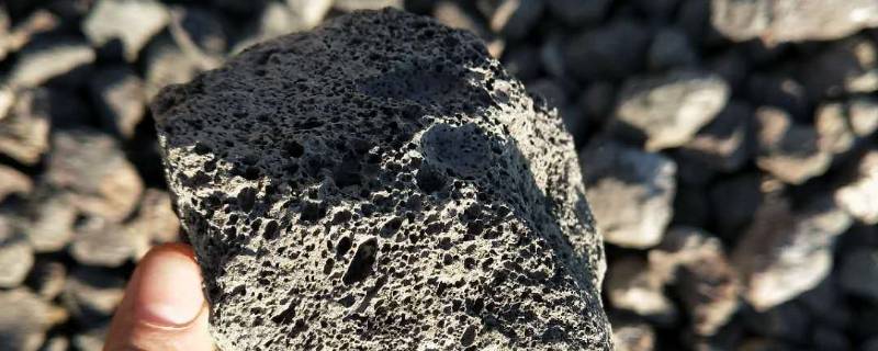 火山石是什么石头 火山石烤肠的火山石是什么石头