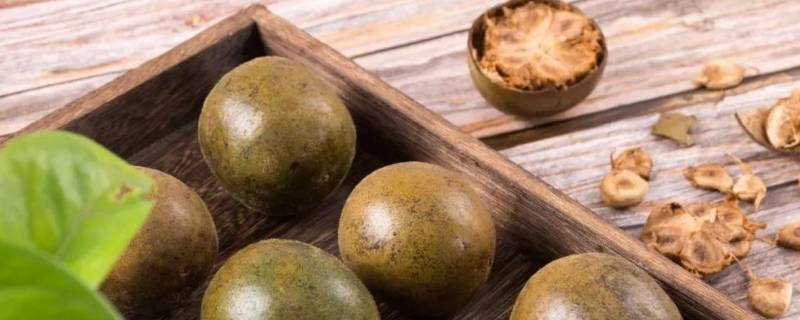 罗汉果泡皮还是泡瓤（罗汉果泡水用皮还是瓤）