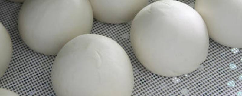 蒸馒头粘笼屉布怎么办 做馒头粘笼屉布怎么办