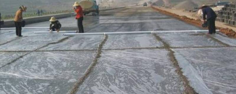混凝土冬天多长时间凝固 混凝土冬天多长时间凝固不怕冻坏
