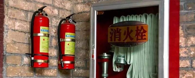 消火栓周围多少米以内严禁停车 消火栓周围多少米以内严禁停车?( 15米20米25米30米