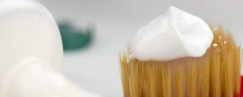 牙膏彩条为什么不变形（彩条牙膏内部）