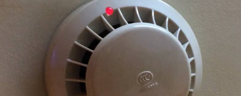 酒店里一闪一闪的红色会是摄像头吗 酒店里一闪一闪的红色会是摄像头吗