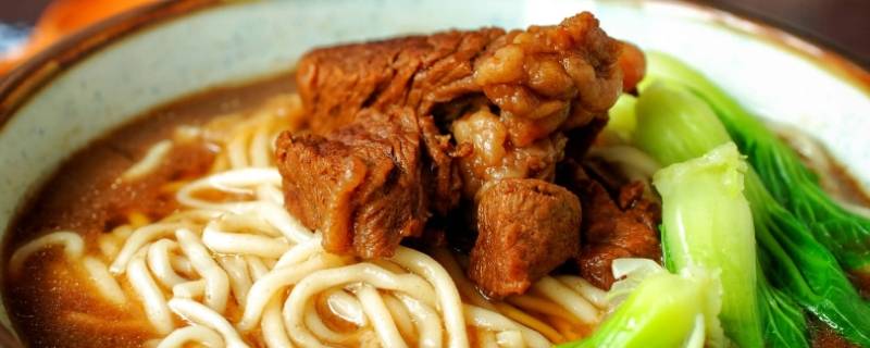 面条寓意着什么意思（吃面条的寓意是什么意思）