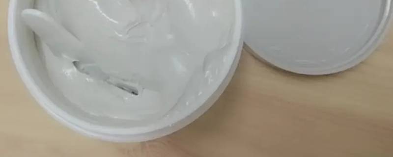 125ml的白泥能上飞机吗（白泥能不能上飞机）