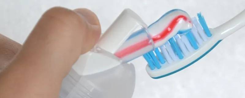 三色牙膏为什么不混色 双色牙膏怎么不会混