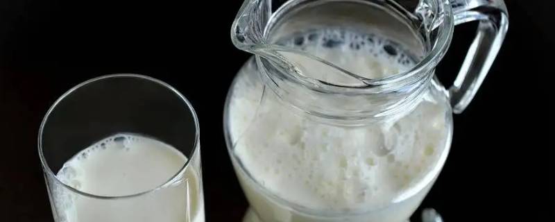 盒装牛奶怎样加热不破坏营养（纯牛奶如何加热又不会丧失营养）