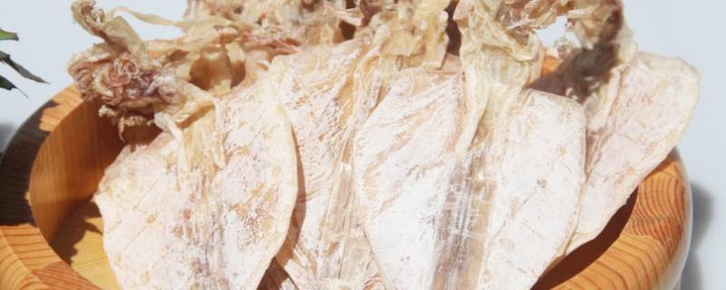 干鱿鱼怎么切才会卷 干鱿鱼怎么切才会卷视频