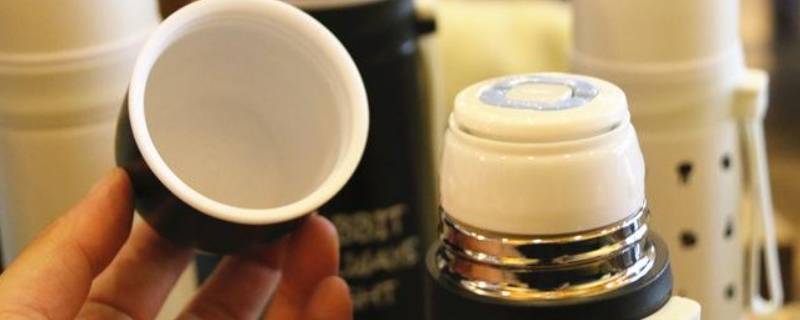 保温杯可以泡奶茶吗（保温杯可以用来泡奶茶吗）