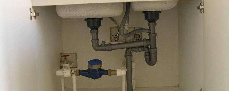 带拐弯的下水道堵塞怎么疏通（带拐弯的下水道堵塞怎么疏通裕鸿佳苑）