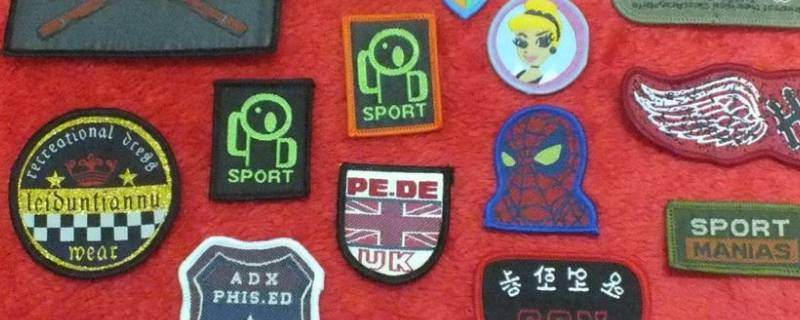 衣服贴怎么粘上去 贴衣服上的粘贴怎么用