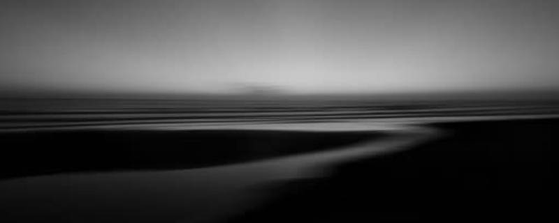 黑白灰属于什么色系（黑白灰属于什么色系带来什么感觉）