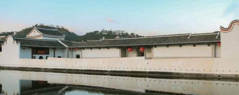 八角楼在哪个省（八角楼百科）