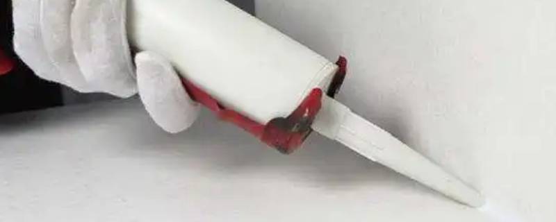 玻璃胶用什么能洗掉 衣服上的玻璃胶用什么能洗掉