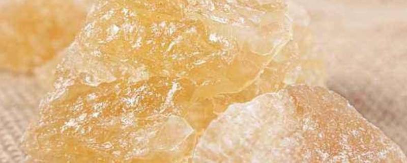 白冰糖和黄冰糖有啥区别 白冰糖和黄冰糖有什么区别吗