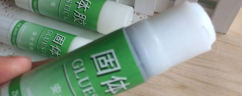 固体胶能粘什么东西 固体胶能沾什么