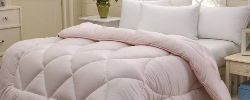 被子晒太阳晒多久合适 夏天被子晒太阳晒多久合适