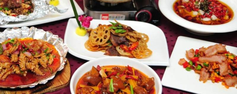 大年三十吃啥菜（大年三十吃些什么菜）