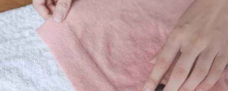 羊毛大衣机洗后还能恢复吗（洗衣机洗过的羊毛衫还能恢复吗）