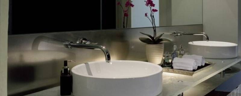 卫生间面盆上的污渍怎么去掉 如何去除盆上的污渍