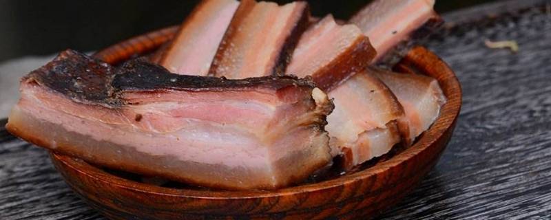 酱肉没晒干长了白霉怎样补救（酱肉晾晒白色霉）