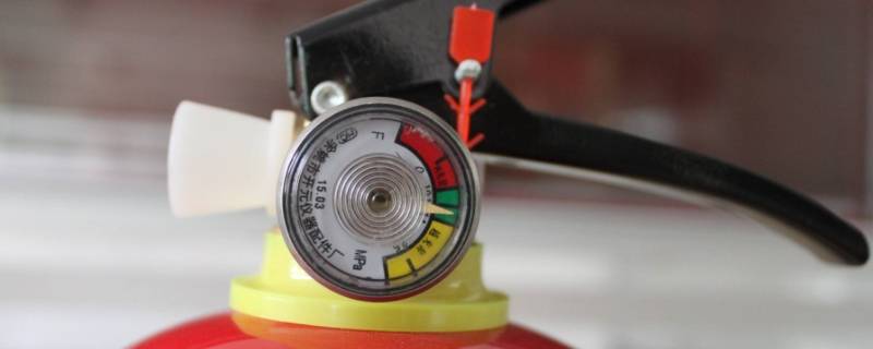 压力表指针在什么区域是正常的（压力表的指针在什么位置时表示正常）