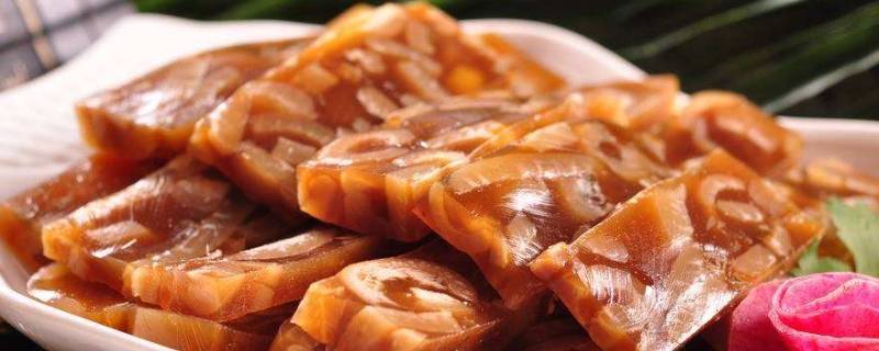 猪皮熬的胶叫什么（用猪皮熬的胶叫什么）