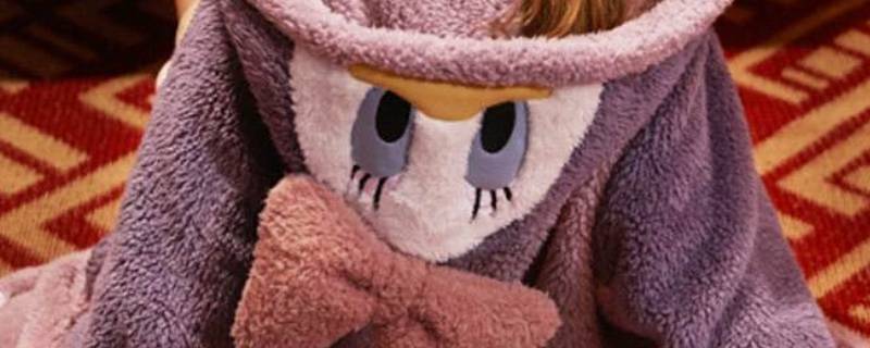 睡衣可以用洗衣机洗吗（冰丝睡衣可以用洗衣机洗吗）