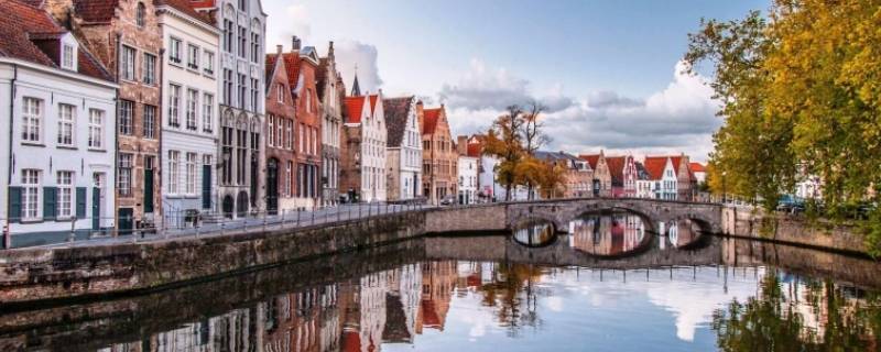 欧盟总部设在什么地方（欧盟总部设在什么地方?）