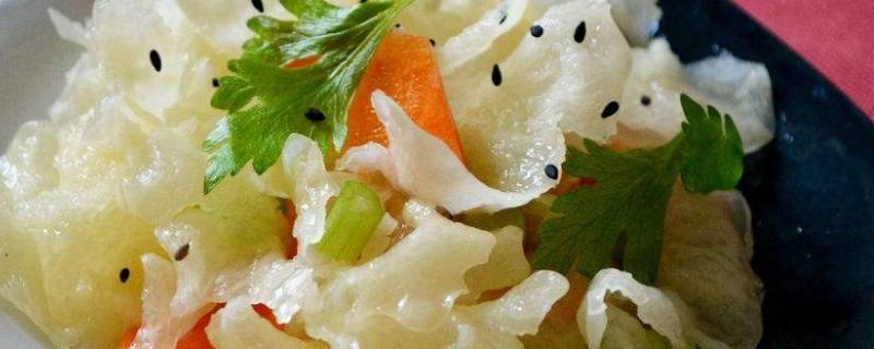 银耳拌凉菜需要煮一下吗（银耳怎么拌凉菜怎么做好吃）