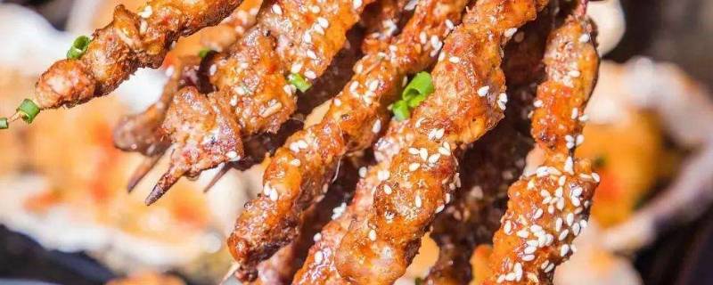 电烤箱锡纸烤羊肉一般几分钟（电烤箱用锡纸烤羊肉串多长时间）