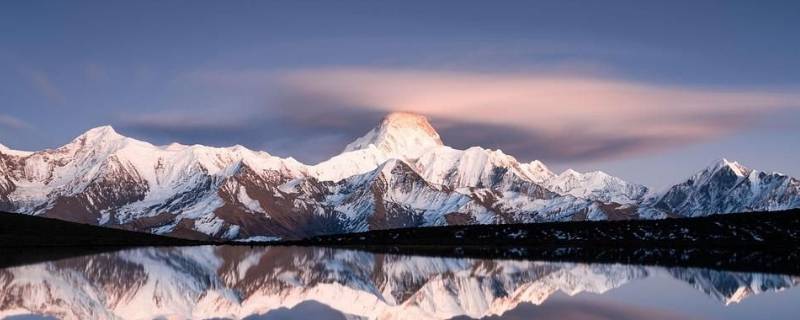 贡嘎山海拔多少米（贡嘎山海拔多少米贡嘎县海拔高度）