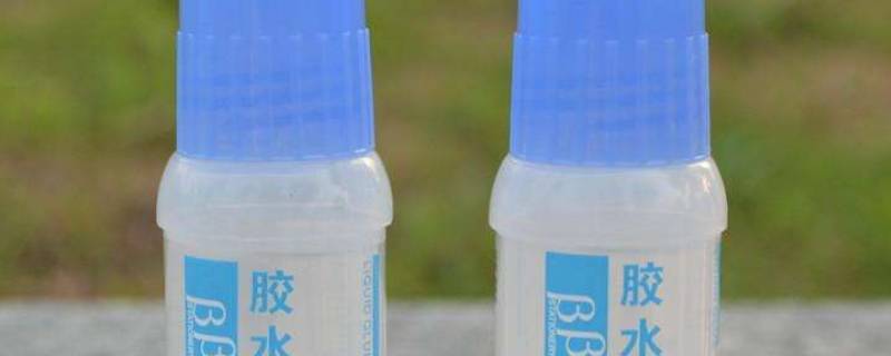 手上的胶怎么快速去除（手上的胶怎么洗掉）